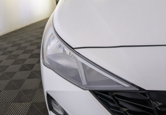 Подержанный автомобиль Hyundai Solaris Sedan 2021 года (17 фото)
