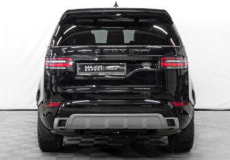 Подержанный автомобиль Land Rover Discovery 2018 года (6 фото)