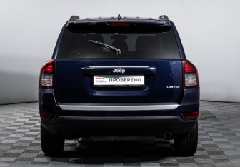 Подержанный автомобиль Jeep Compass 2013 года (6 фото)