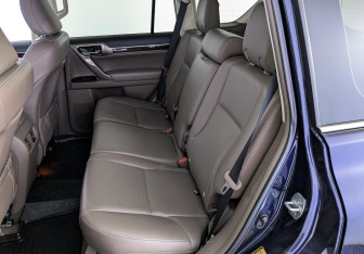 Подержанный автомобиль Lexus GX 2019 года (18 фото)