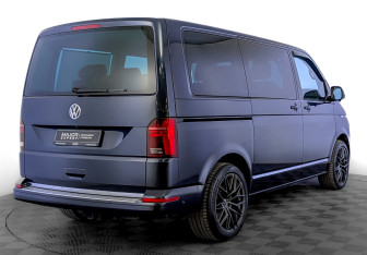 Подержанный автомобиль Volkswagen Multivan 2020 года (5 фото)
