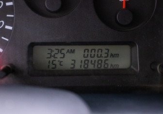 Подержанный автомобиль Nissan Almera Sedan 2001 года (12 фото)