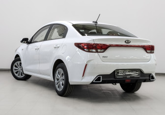 Подержанный автомобиль Kia Rio Sedan 2021 года (7 фото)