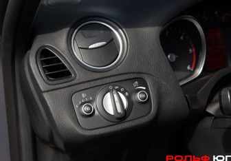Подержанный автомобиль Ford Galaxy 2012 года (14 фото)