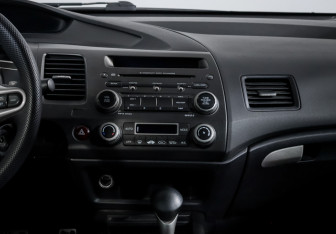 Подержанный автомобиль Honda Civic Sedan 2008 года (13 фото)