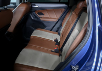 Подержанный автомобиль Volkswagen Tiguan 2018 года (10 фото)