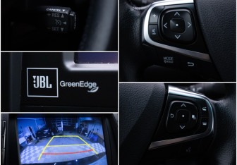 Подержанный автомобиль Toyota Camry Sedan 2016 года (18 фото)