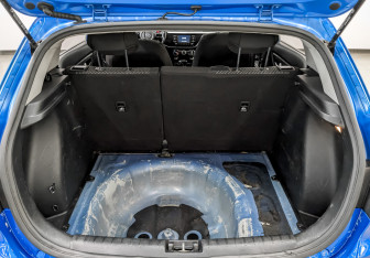 Подержанный автомобиль Kia Rio Hatchback 2020 года (10 фото)