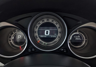Подержанный автомобиль Citroen C4 Sedan 2017 года (16 фото)