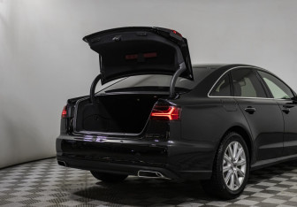 Подержанный автомобиль Audi A6 Sedan 2015 года (16 фото)
