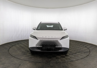 Новый Omoda C7 2025 (5 фото)