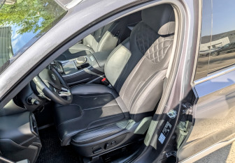 Подержанный автомобиль Hyundai Santa Fe 2021 года (20 фото)