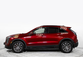 Подержанный автомобиль Cadillac XT4 2021 года (8 фото)