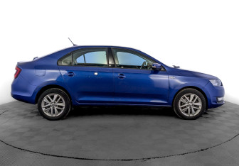 Подержанный автомобиль Skoda Rapid Liftback 2019 года (4 фото)