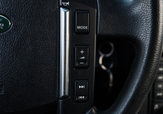 Подержанный автомобиль Land Rover Freelander 2011 года (18 фото)
