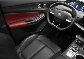Подержанный автомобиль Changan CS55PLUS 2023 года (18 фото)