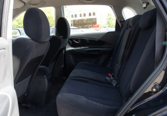 Подержанный автомобиль Hyundai Tucson 2008 года (8 фото)