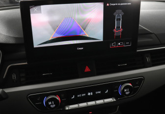 Подержанный автомобиль Audi A4 Sedan 2021 года (15 фото)