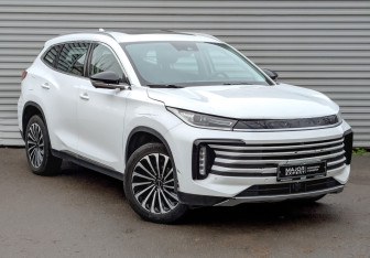 Подержанный автомобиль Exeed TXL 2022 года (3 фото)