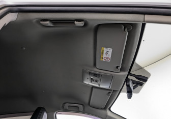 Подержанный автомобиль Toyota RAV4 2018 года (23 фото)