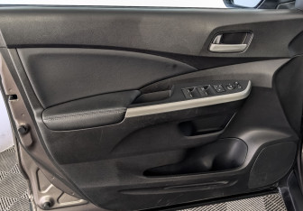 Подержанный автомобиль Honda CR-V 2013 года (19 фото)