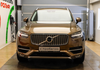 Подержанный автомобиль Volvo XC90 2016 года (2 фото)
