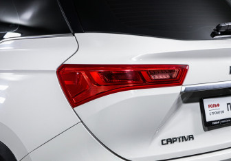 Подержанный автомобиль Chevrolet Captiva 2021 года (16 фото)