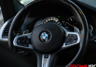 Подержанный автомобиль BMW X3 2019 года (20 фото)