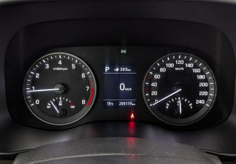 Подержанный автомобиль Hyundai Tucson 2020 года (16 фото)