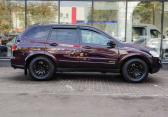 Подержанный автомобиль SsangYong Kyron 2010 года (4 фото)