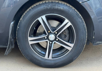 Подержанный автомобиль Ford Focus Hatchback 2009 года (13 фото)