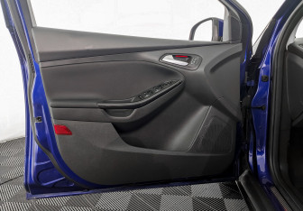 Подержанный автомобиль Ford Focus Sedan 2019 года (19 фото)