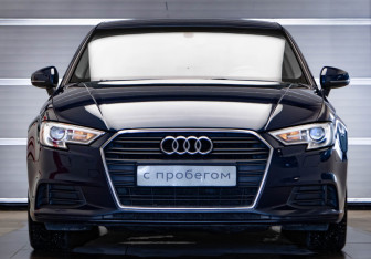 Подержанный автомобиль Audi A3 Sedan 2016 года (2 фото)
