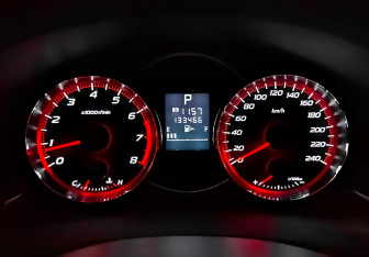 Подержанный автомобиль Subaru Forester Suv 2011 года (13 фото)