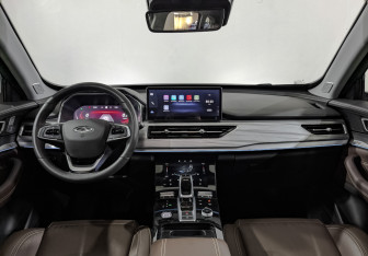 Подержанный автомобиль Chery Tiggo 8 Pro 2022 года (14 фото)