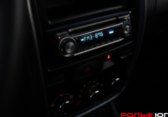 Подержанный автомобиль Renault Duster 2013 года (13 фото)