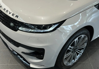 Новый Land Rover Range Rover Sport 2026 (3 фото)
