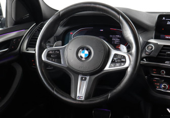Подержанный автомобиль BMW X4 2019 года (15 фото)