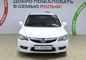 Подержанный автомобиль Honda Civic Sedan 2011 года (2 фото)