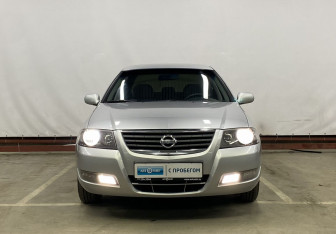 Подержанный автомобиль Nissan Almera Classic 2013 года (2 фото)