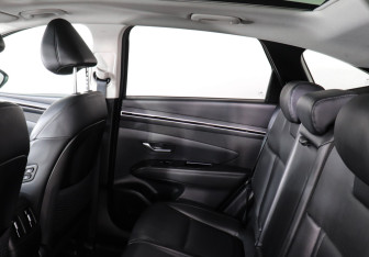 Подержанный автомобиль Hyundai Tucson 2021 года (12 фото)