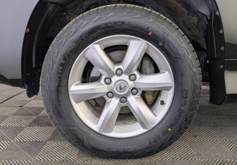 Подержанный автомобиль Lexus GX 2013 года (12 фото)