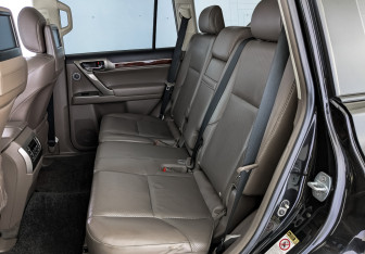 Подержанный автомобиль Lexus GX 2013 года (18 фото)