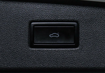 Подержанный автомобиль Volkswagen Tiguan 2017 года (13 фото)