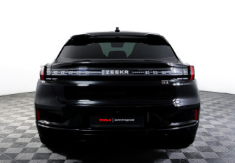 Подержанный автомобиль Zeekr 001 2023 года (6 фото)