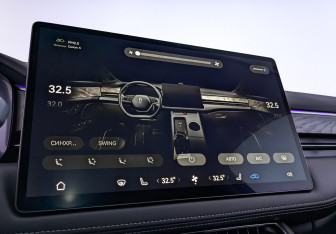 Подержанный автомобиль AITO M5 2023 года (26 фото)