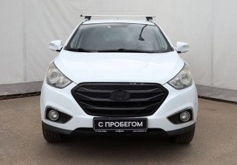 Подержанный автомобиль Hyundai ix35 2010 года (2 фото)