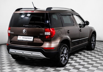 Подержанный автомобиль Skoda Yeti 2017 года (5 фото)