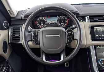 Подержанный автомобиль Land Rover Range Rover Sport 2021 года (22 фото)