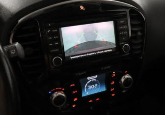 Подержанный автомобиль Nissan Juke 2014 года (11 фото)